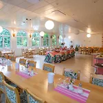 Schlosshof Otel Dolgesheim
