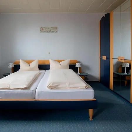 Schlosshof Hotel
