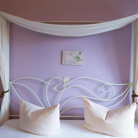 Schlosshof Hotell