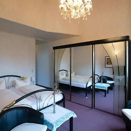 Hotell Schlosshof