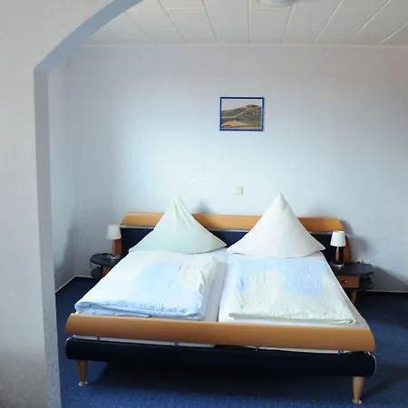 Schlosshof 3* Dolgesheim