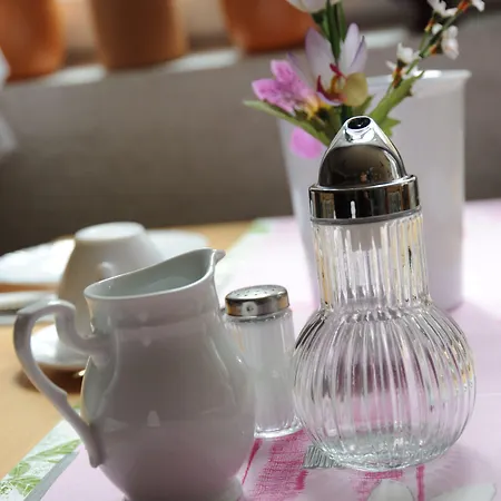 Schlosshof Dolgesheim