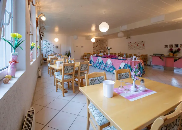 Schlosshof 3* Dolgesheim